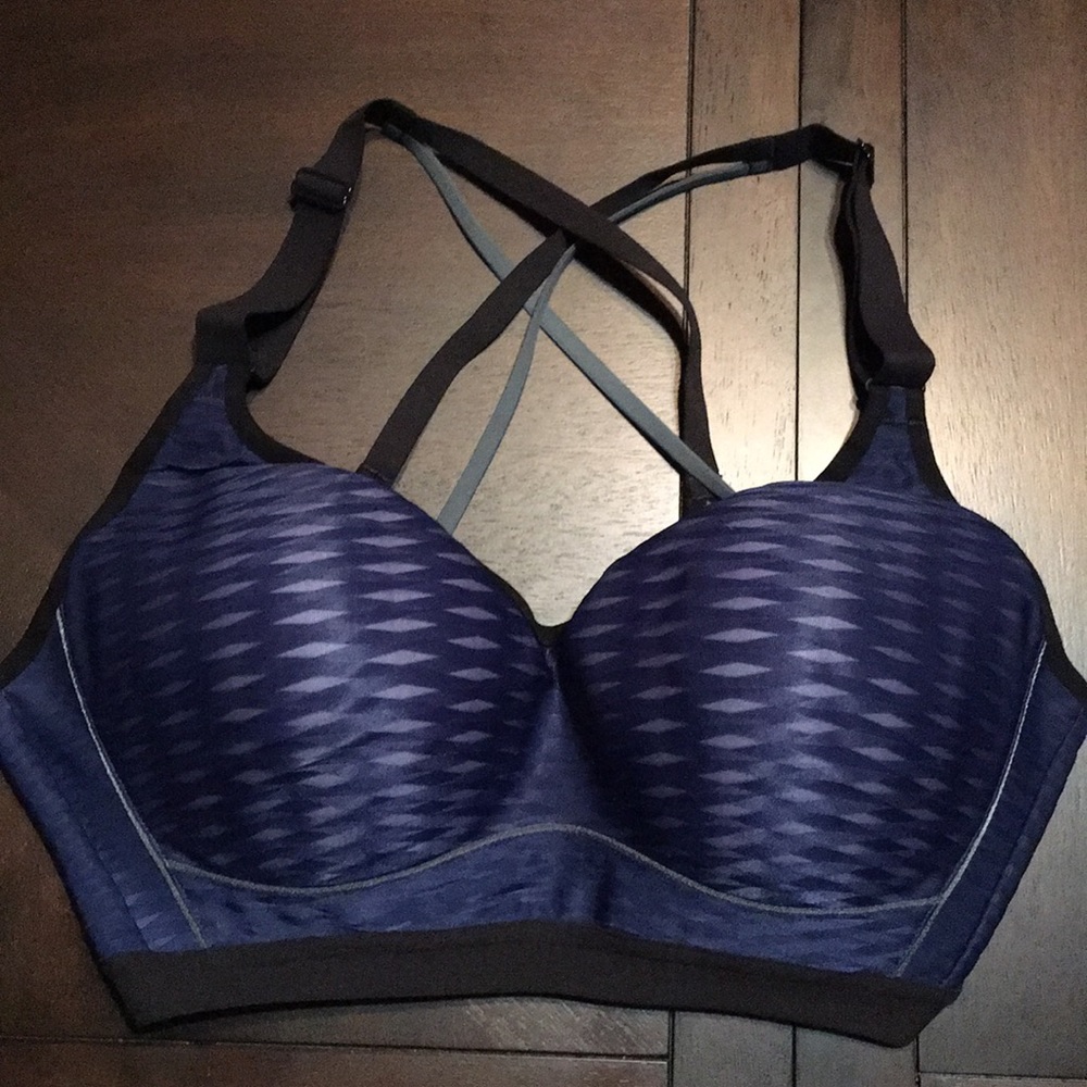 Victoria’s Secret sportsbra